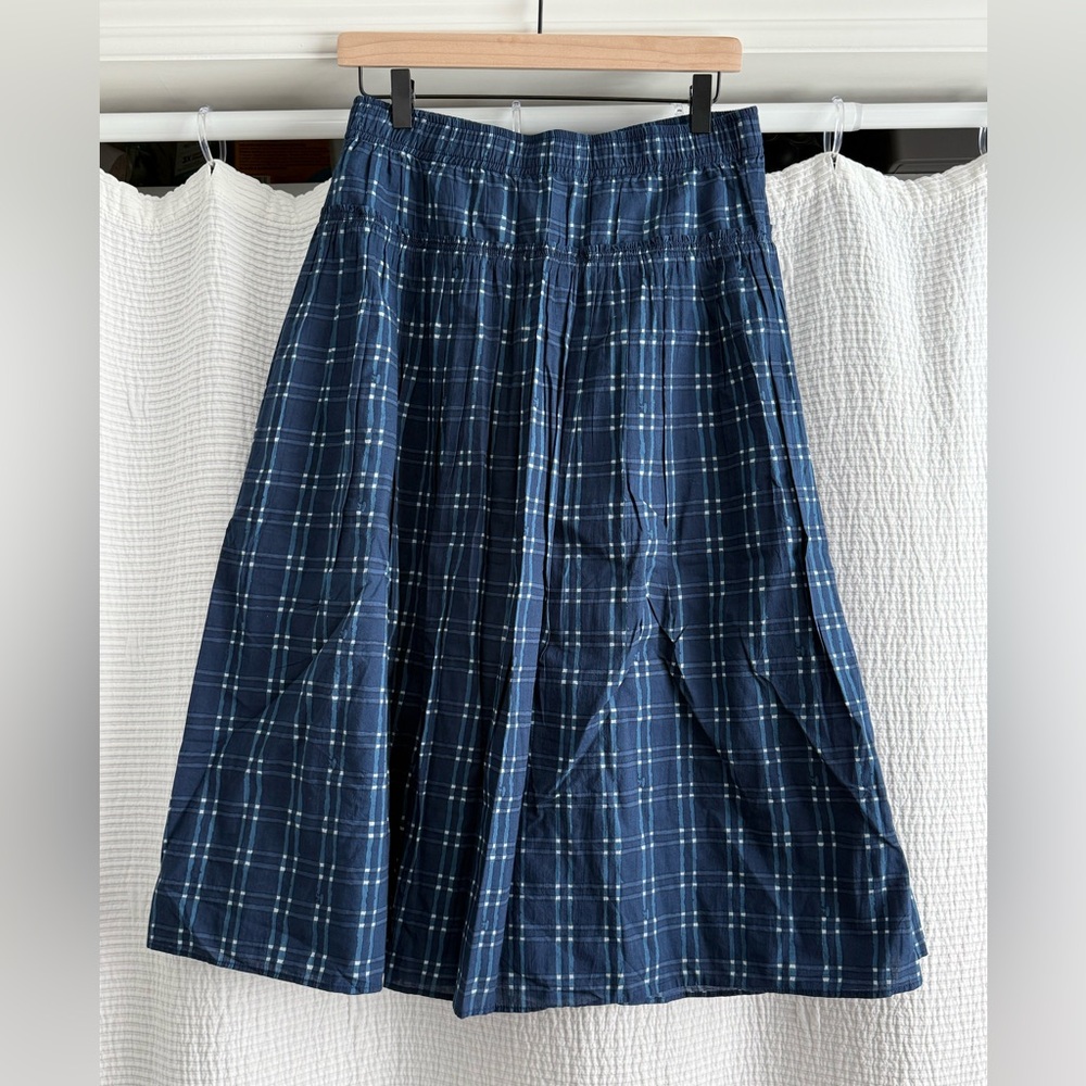 Madewell Blue and White Pleated Midi Skirt